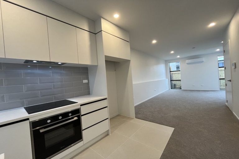 Photo of property in 20 Elegant Lane, Ranui, Auckland, 0612