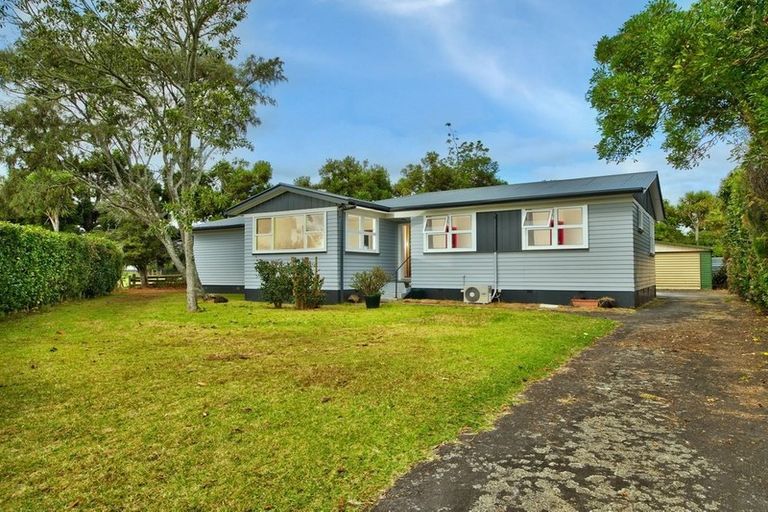 Photo of property in 1 Normandy Place, Henderson, Auckland, 0610