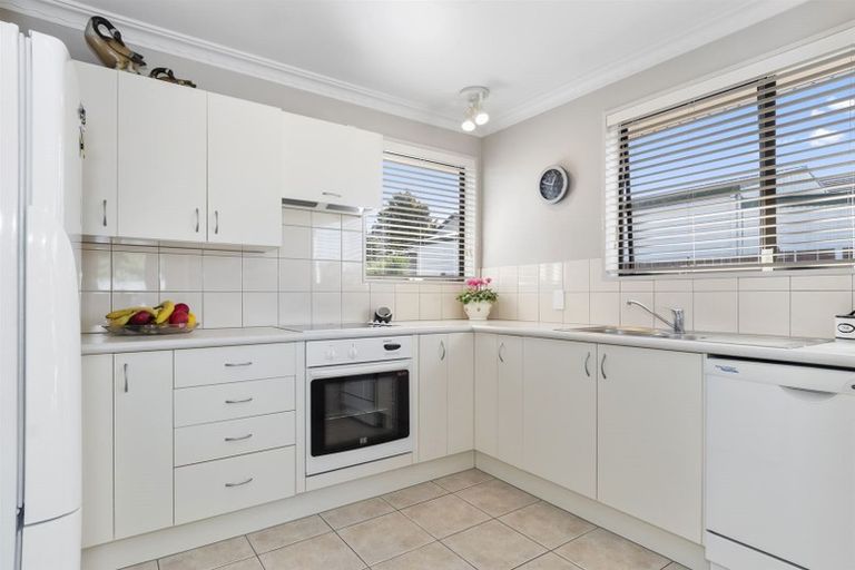 Photo of property in 3/478 Devonport Road, Tauranga South, Tauranga, 3112