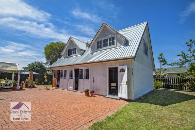 Photo of property in 8 Munro Place, Ngunguru, Whangarei, 0173