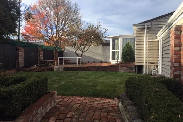 Photo of property in 1/4 Garden Road, Merivale, Christchurch, 8014