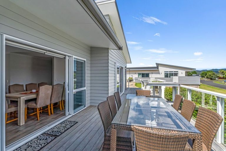 Photo of property in 147 The Fairway, Matarangi, Whitianga, 3592