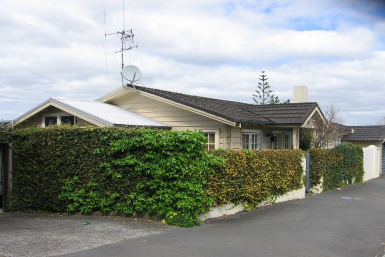 Photo of property in 254 Devonport Road, Tauranga, 3110