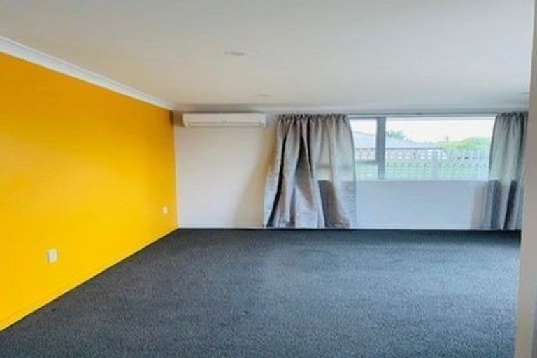 Photo of property in 1/34 Pinewood Avenue, North New Brighton, Christchurch, 8083