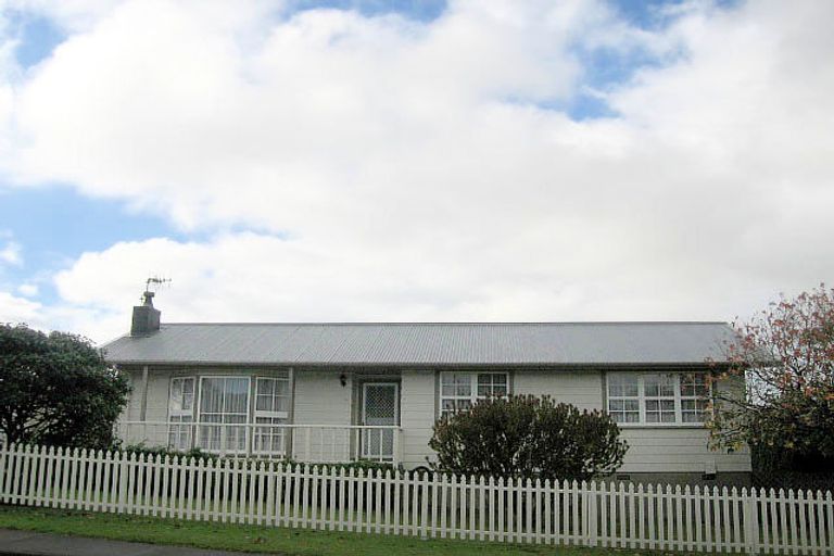 Photo of property in 67 Donovan Road, Paraparaumu Beach, Paraparaumu, 5032