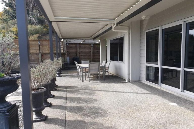 Photo of property in 111 Navigation Drive, Whitby, Porirua, 5024