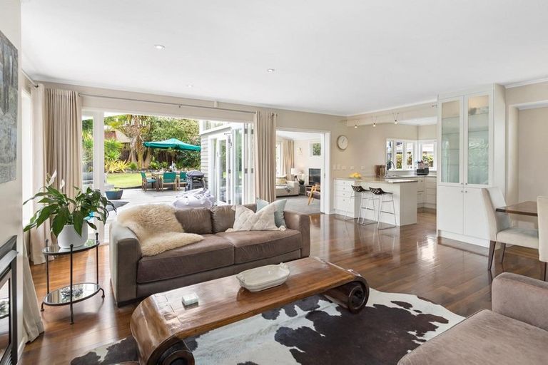 Photo of property in 10 Pembroke Crescent, Glendowie, Auckland, 1071