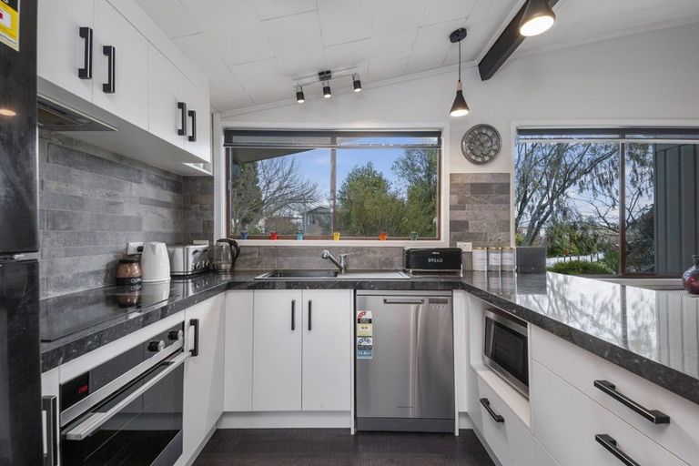 Photo of property in 4 Green Place, Richmond Heights, Taupo, 3330