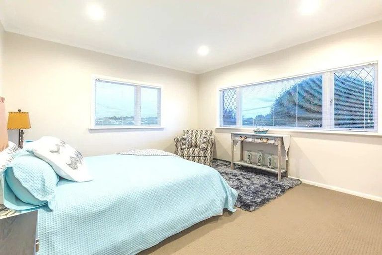 Photo of property in 8 Coronation Street, Belmont, Auckland, 0622