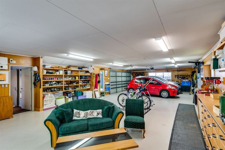 Photo of property in 6 Donald Place, Frimley, Hastings, 4120