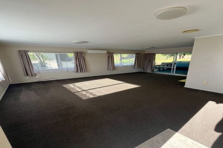 Photo of property in 23 Wilkinson Way, Browns Bay, Auckland, 0630