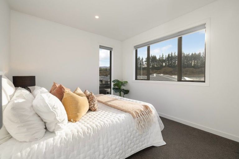 Photo of property in 28 Headley Drive, Lower Shotover, Queenstown, 9304