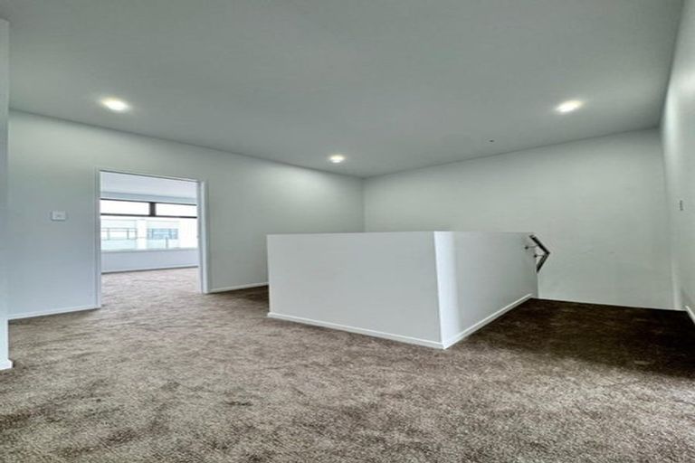 Photo of property in 84 Kauri Heart Avenue, Takanini, 2112