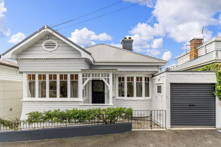 Photo of property in 7 Vine Street, Saint Marys Bay, Auckland, 1011