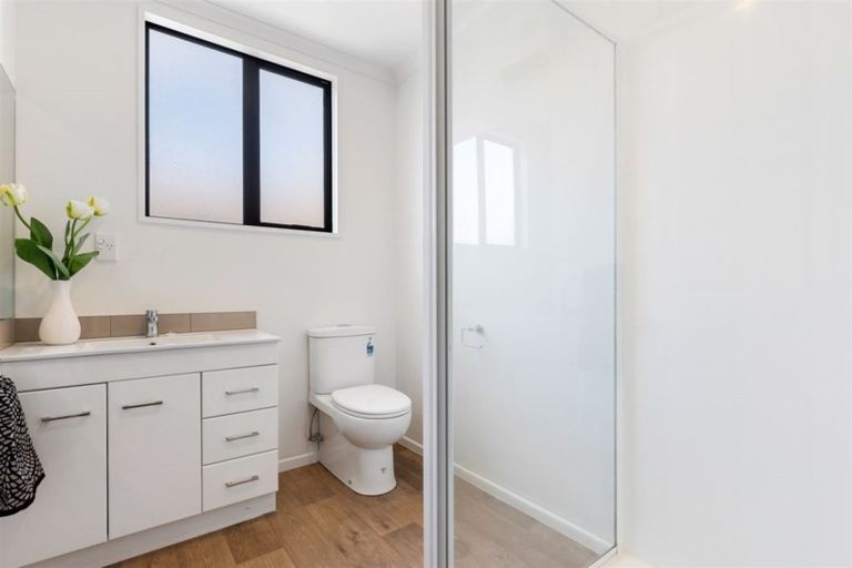 Photo of property in 2/24 Withells Road, Avonhead, Christchurch, 8042