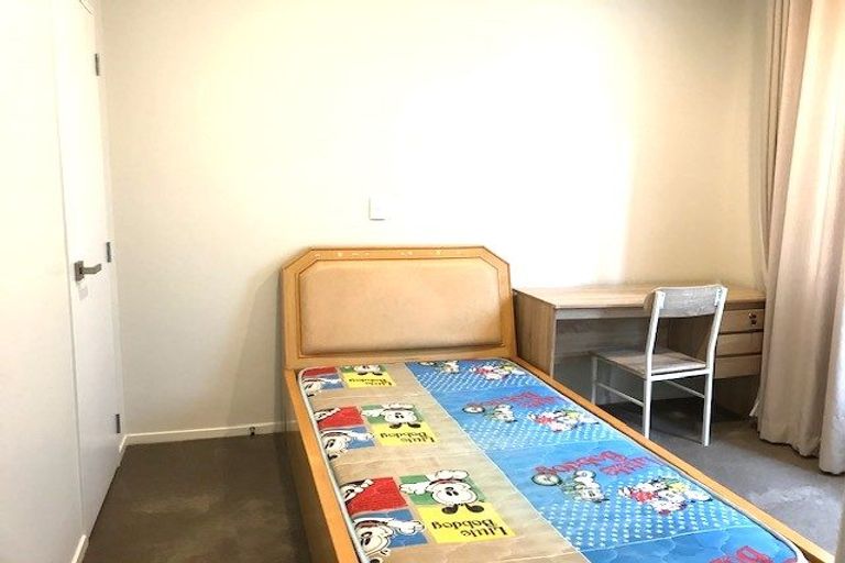 Photo of property in 31 Hikuawa Road, Flat Bush, Auckland, 2019