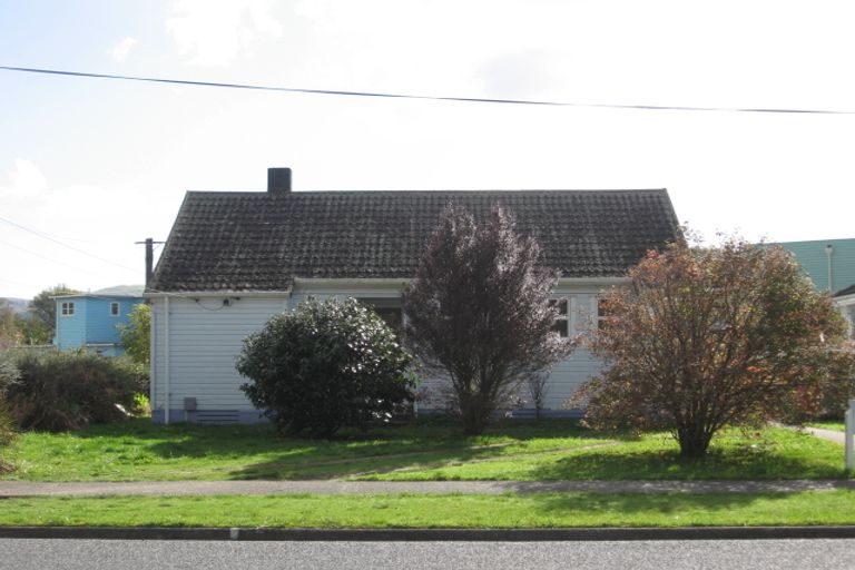 Photo of property in 61 Waddington Drive, Naenae, Lower Hutt, 5011