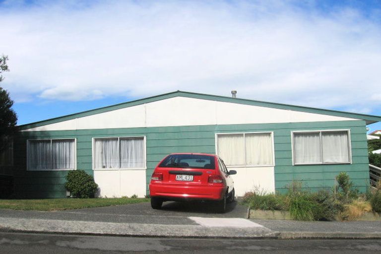 Photo of property in 10b Ngarimu Grove, Ngaio, Wellington, 6035