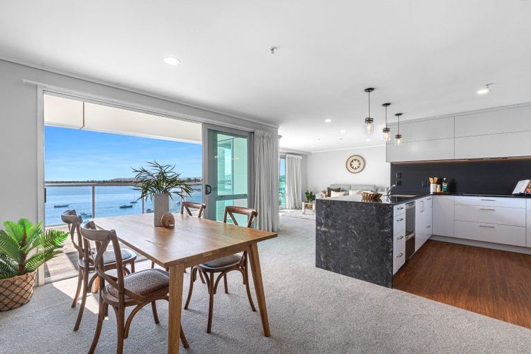 Photo of property in 12/72e Devonport Road, Tauranga, 3110