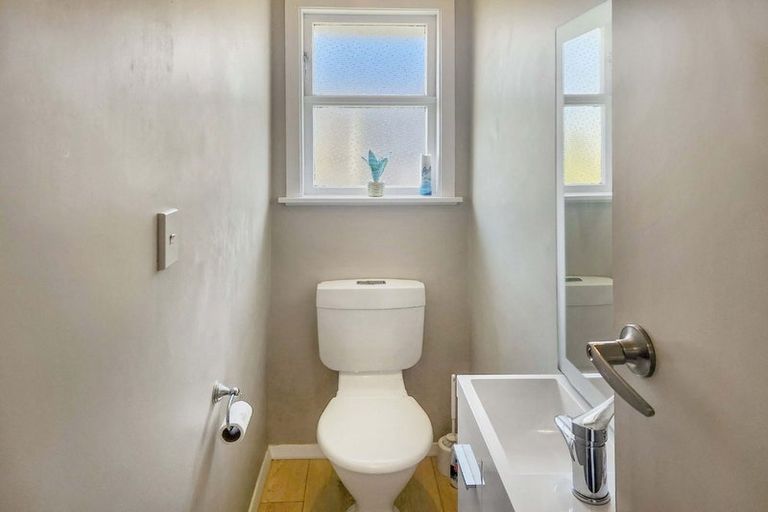 Photo of property in 51 Kashmir Avenue, Clouston Park, Upper Hutt, 5018