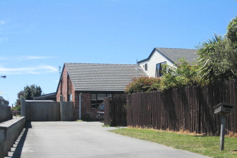 Photo of property in 33 Loughton Street, Burwood, Christchurch, 8083