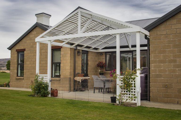 Photo of property in 1 Ash Lane, Cromwell, 9310