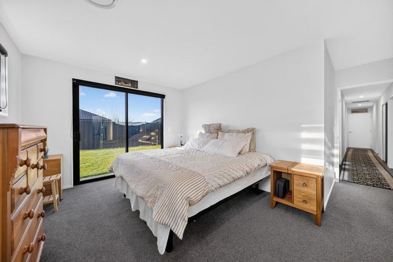 Photo of property in 39 Croydon Street, Woodend, 7610