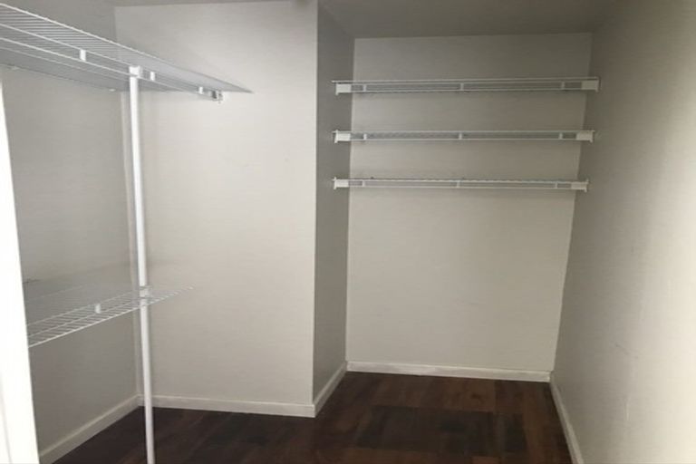 Photo of property in 1/1 Sylvan Park Avenue, Milford, Auckland, 0620