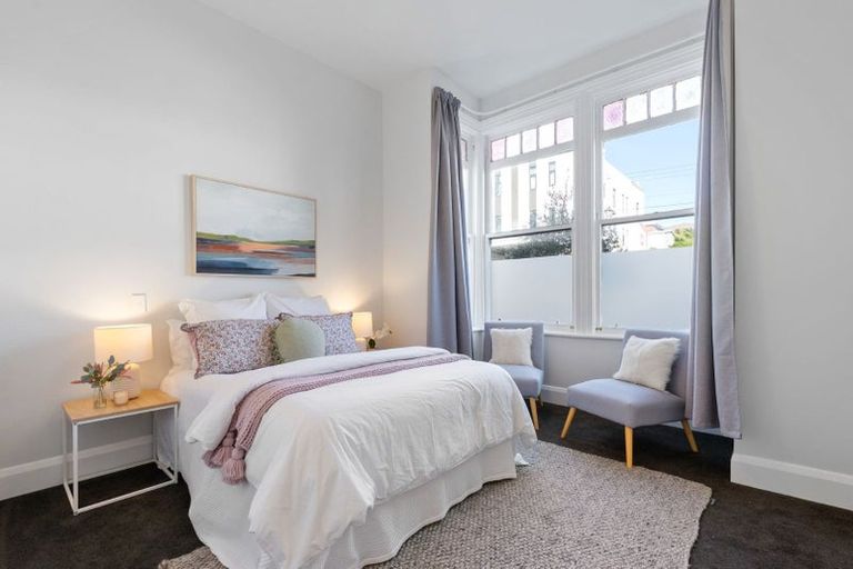 Photo of property in 23 Elizabeth Street, Mount Victoria, Wellington, 6011