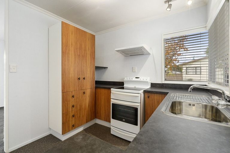 Photo of property in 4 Coromandel Court, Roslyn, Palmerston North, 4414