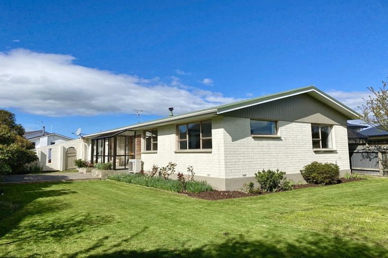 Photo of property in 33 Kildare Drive, Waikiwi, Invercargill, 9810
