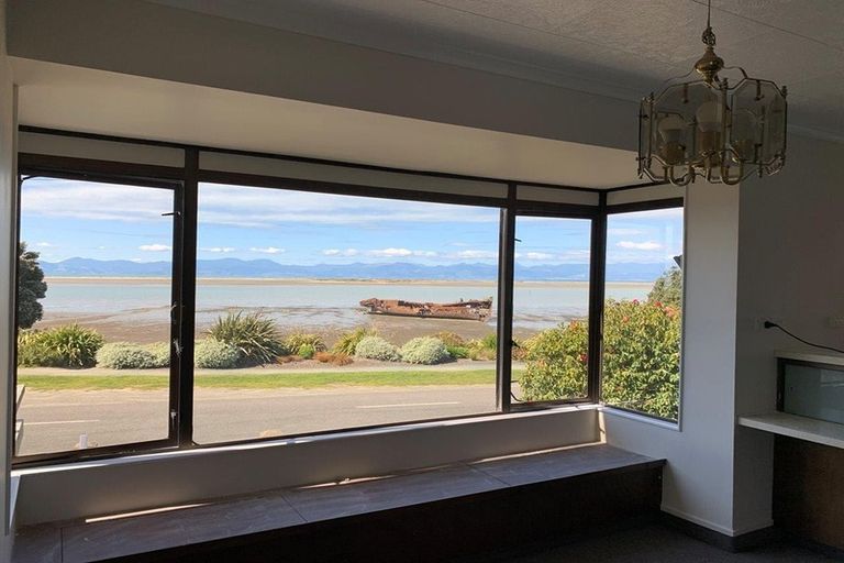 Photo of property in 19 Motueka Quay, Motueka, 7120