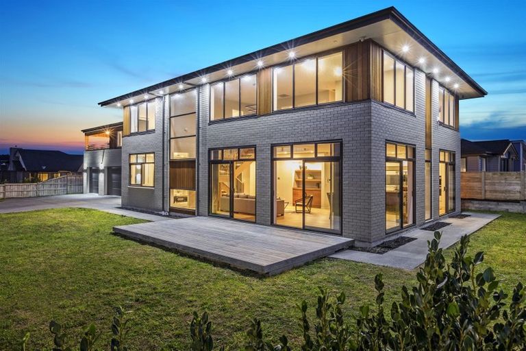 Photo of property in 2 Pitoitoi Drive, Riverhead, 0820