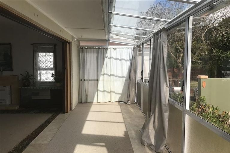 Photo of property in 11 Radcliffe Street, Kensington, Whangarei, 0112