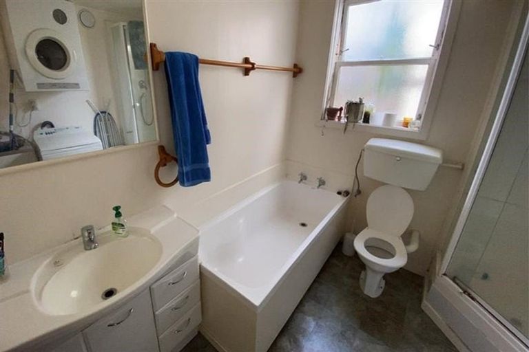 Photo of property in 37 Colombo Street, Newtown, Wellington, 6021