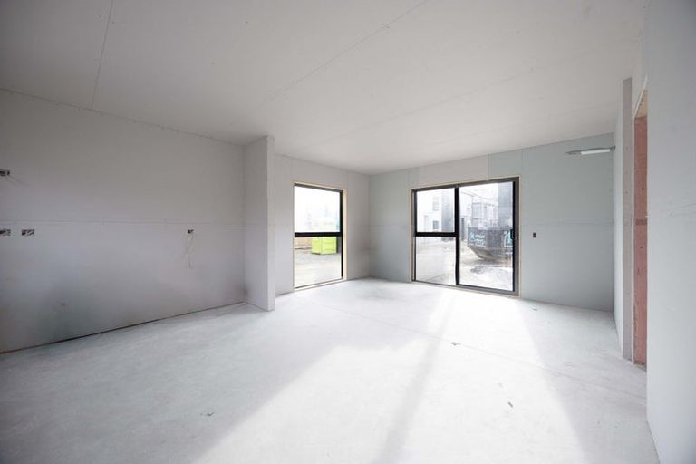 Photo of property in 82 Ararino Street, Trentham, Upper Hutt, 5018