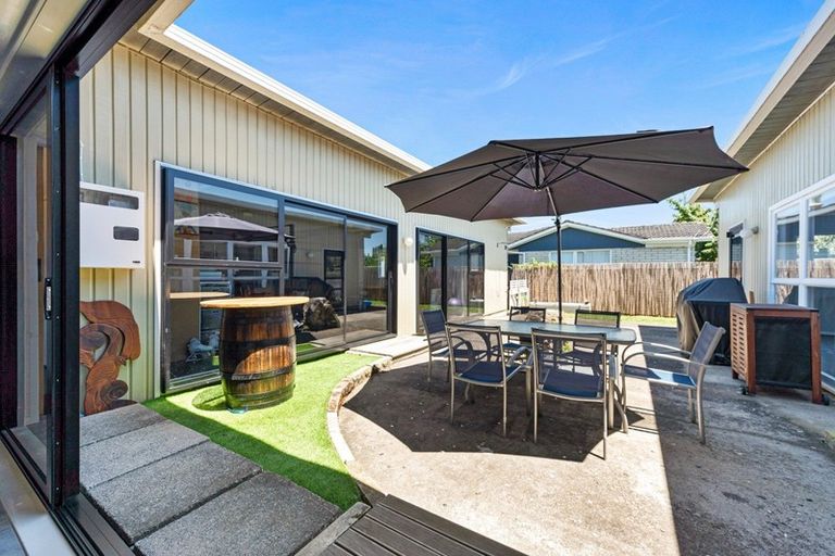 Photo of property in 11 Hillary Street, Chedworth, Hamilton, 3210