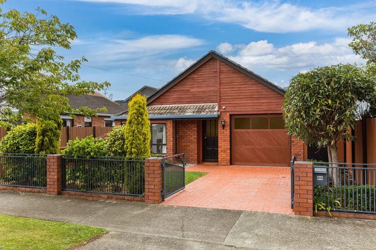 Photo of property in 86 Hautana Street, Woburn, Lower Hutt, 5010