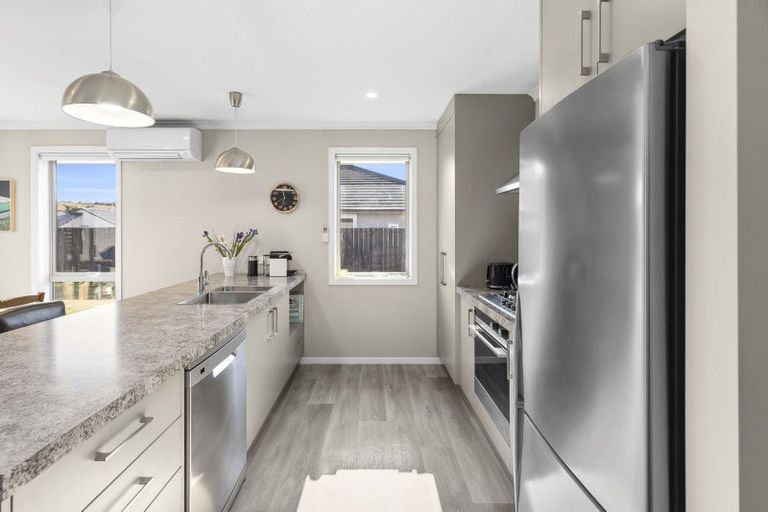 Photo of property in 35 Sherwin Avenue, Albert Town, Wanaka, 9305