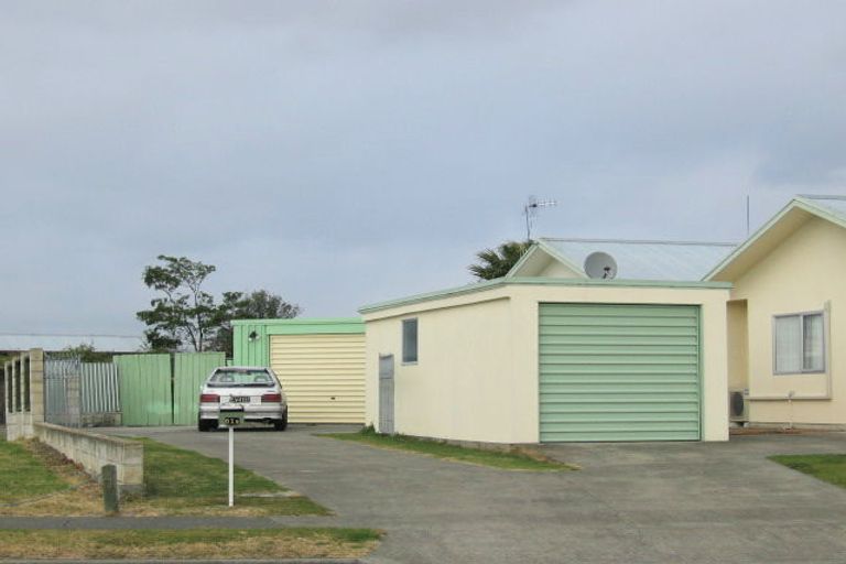 Photo of property in 2/51 Tait Drive, Greenmeadows, Napier, 4112