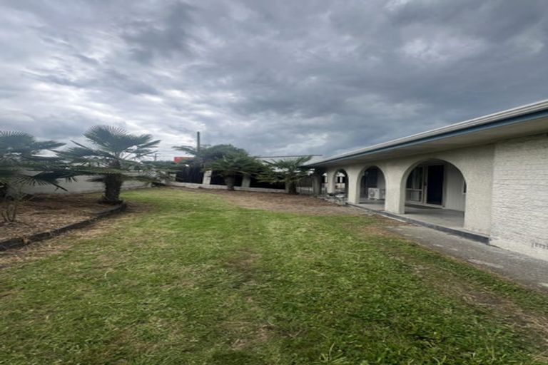 Photo of property in 62 Storey Avenue, Forest Lake, Hamilton, 3200