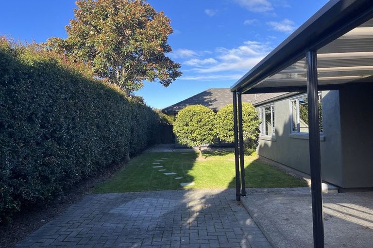 Photo of property in 1 Delta Mews Place, Clive, 4102