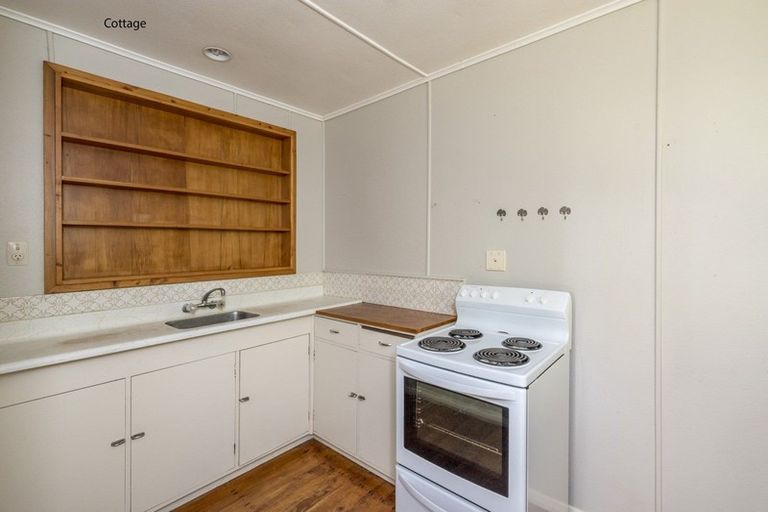 Photo of property in 91 Cd Farm Road, Levin, 5571