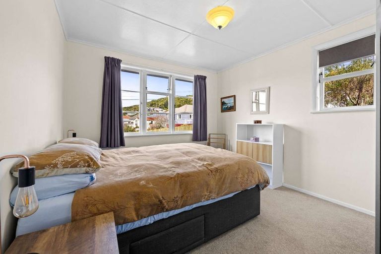 Photo of property in 36 Hukatai Street, Elsdon, Porirua, 5022