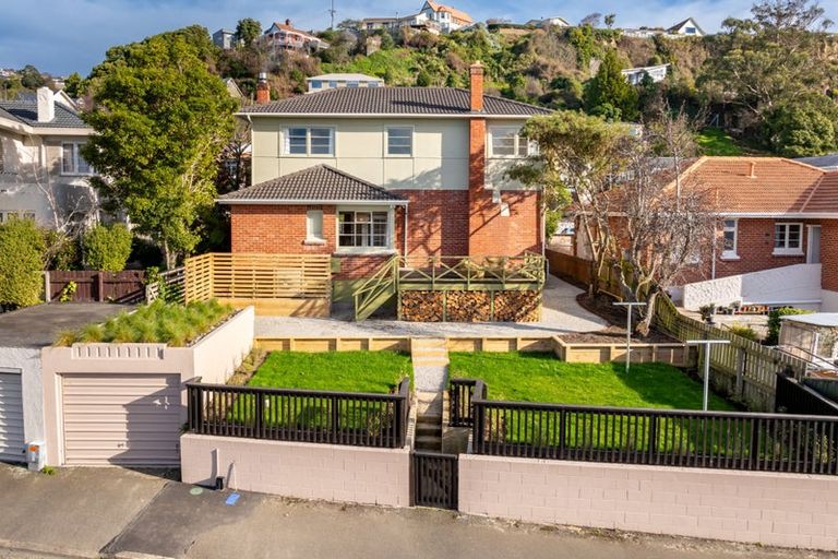 Photo of property in 147 Forbury Road, Saint Clair, Dunedin, 9012