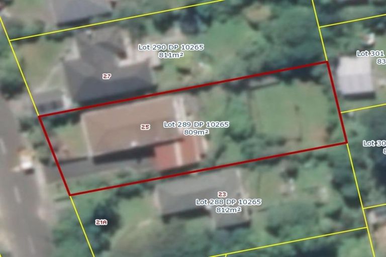 Photo of property in 25 Chester Road, Tawa, Wellington, 5028