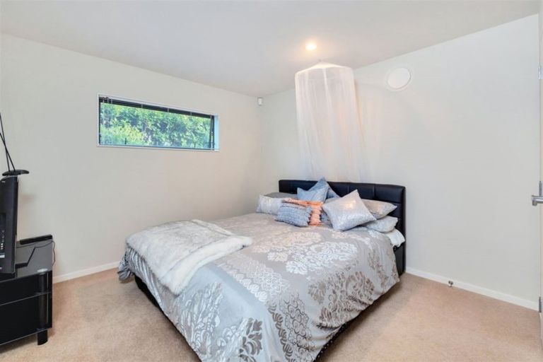 Photo of property in 17 Leafield Crescent, Henderson, Auckland, 0612