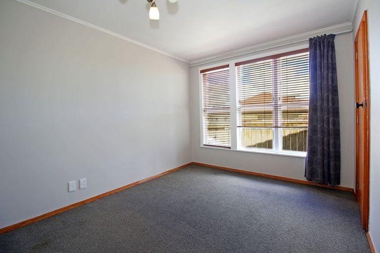 Photo of property in 69 Arimu Road, Papakura, 2110
