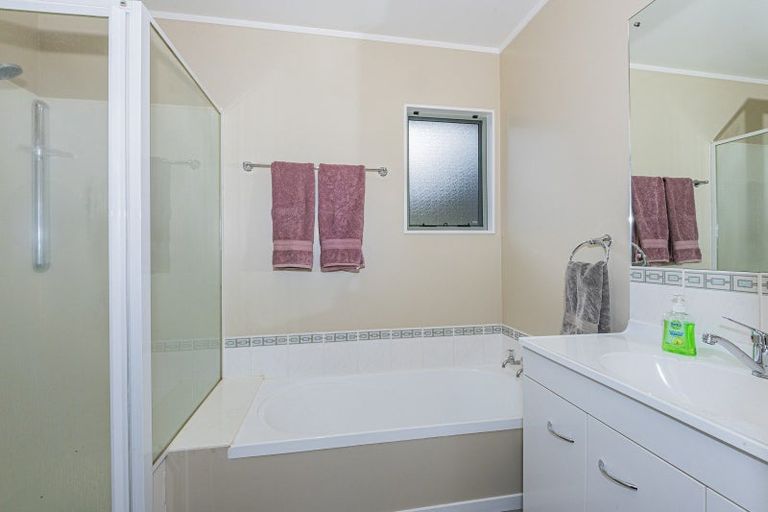 Photo of property in 13 Ridgeway Drive, Te Kamo, Whangarei, 0112