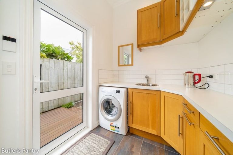 Photo of property in 16 Oriental Street, Petone, Lower Hutt, 5012